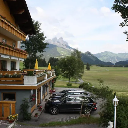 Sonnleiten - Guggerhof - Sonnenwies Gæstehus 4*