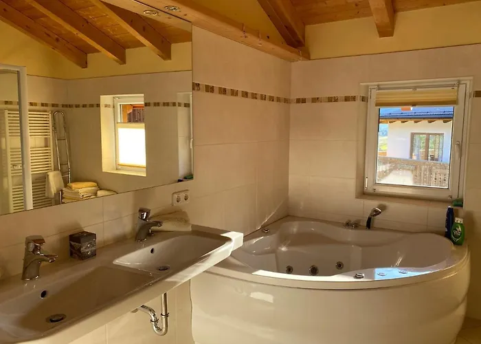 Sonnleiten - Guggerhof - Sonnenwies Gasthof Tannheim