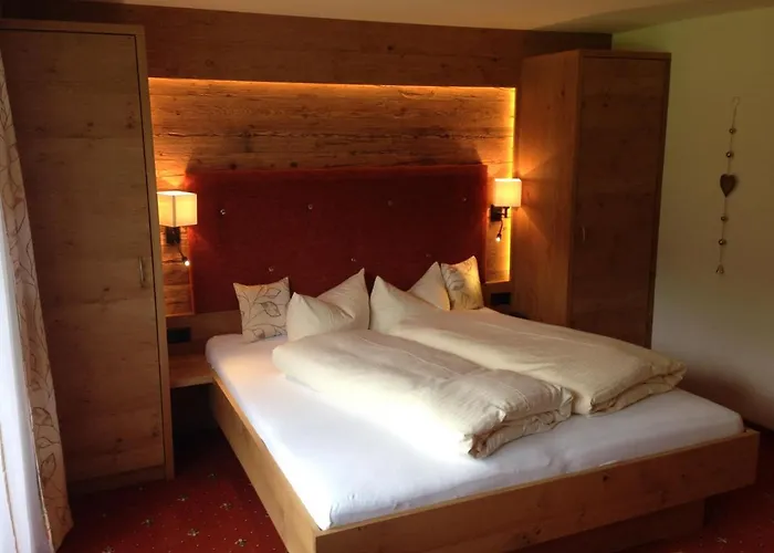 Sonnleiten - Guggerhof - Sonnenwies Gasthof Tannheim