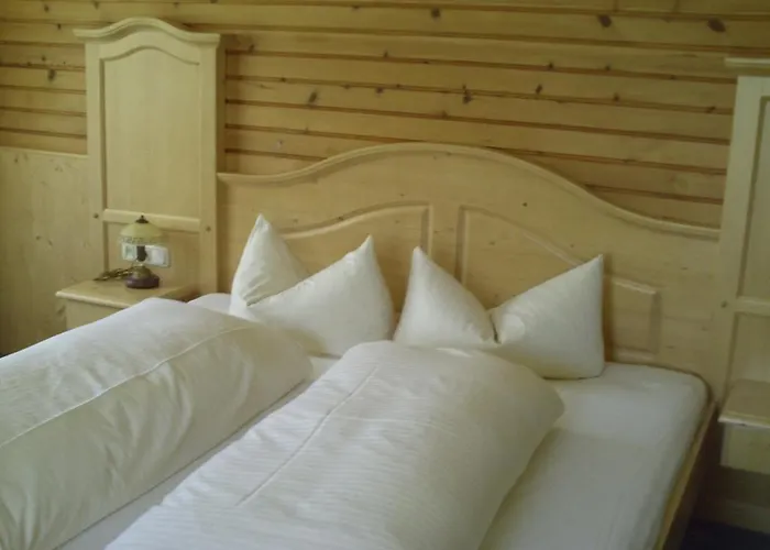 Sonnleiten - Guggerhof - Sonnenwies Gasthof 4*